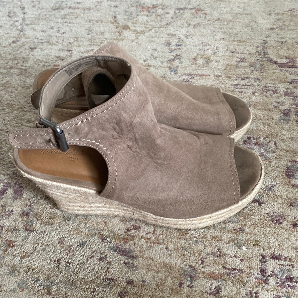 Very cute wedges